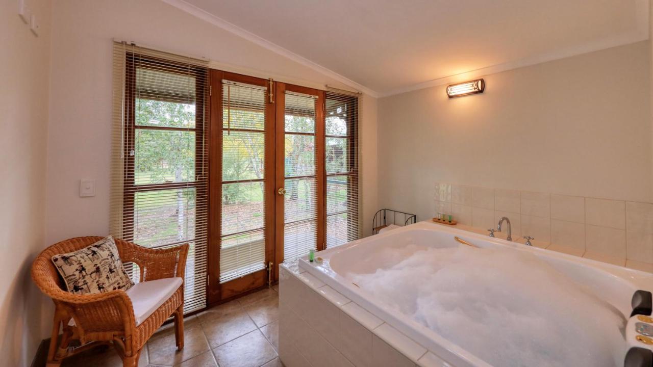 Beechworth Cedar Cottages Exteriör bild