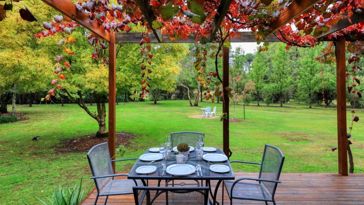 Beechworth Cedar Cottages Exteriör bild