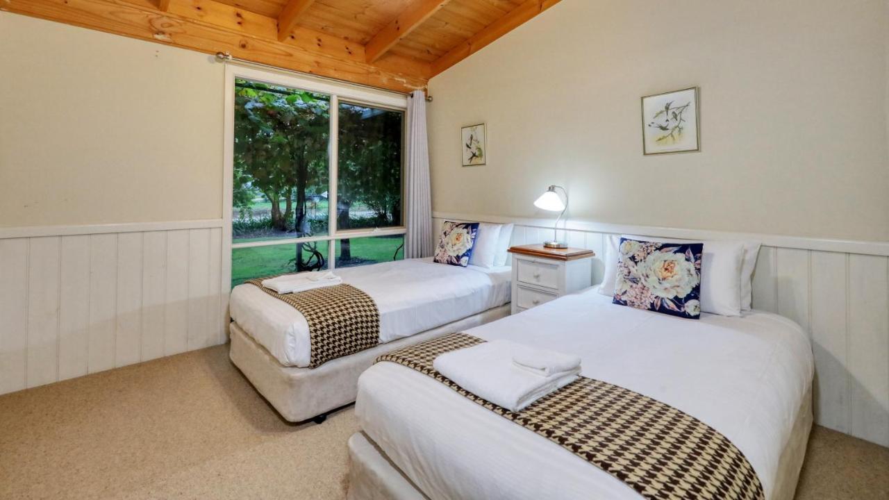 Beechworth Cedar Cottages Exteriör bild