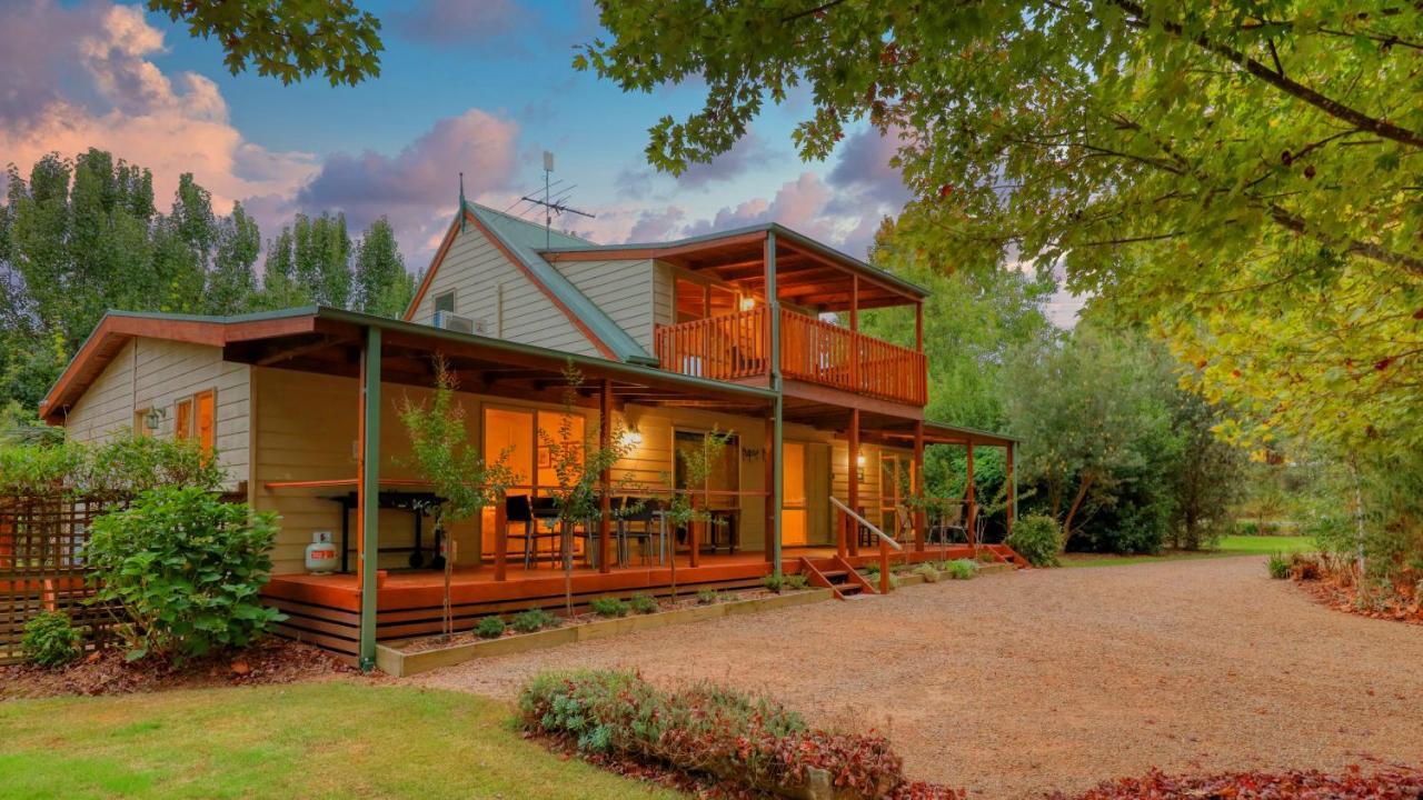 Beechworth Cedar Cottages Exteriör bild