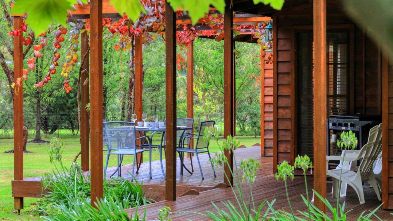 Beechworth Cedar Cottages Exteriör bild
